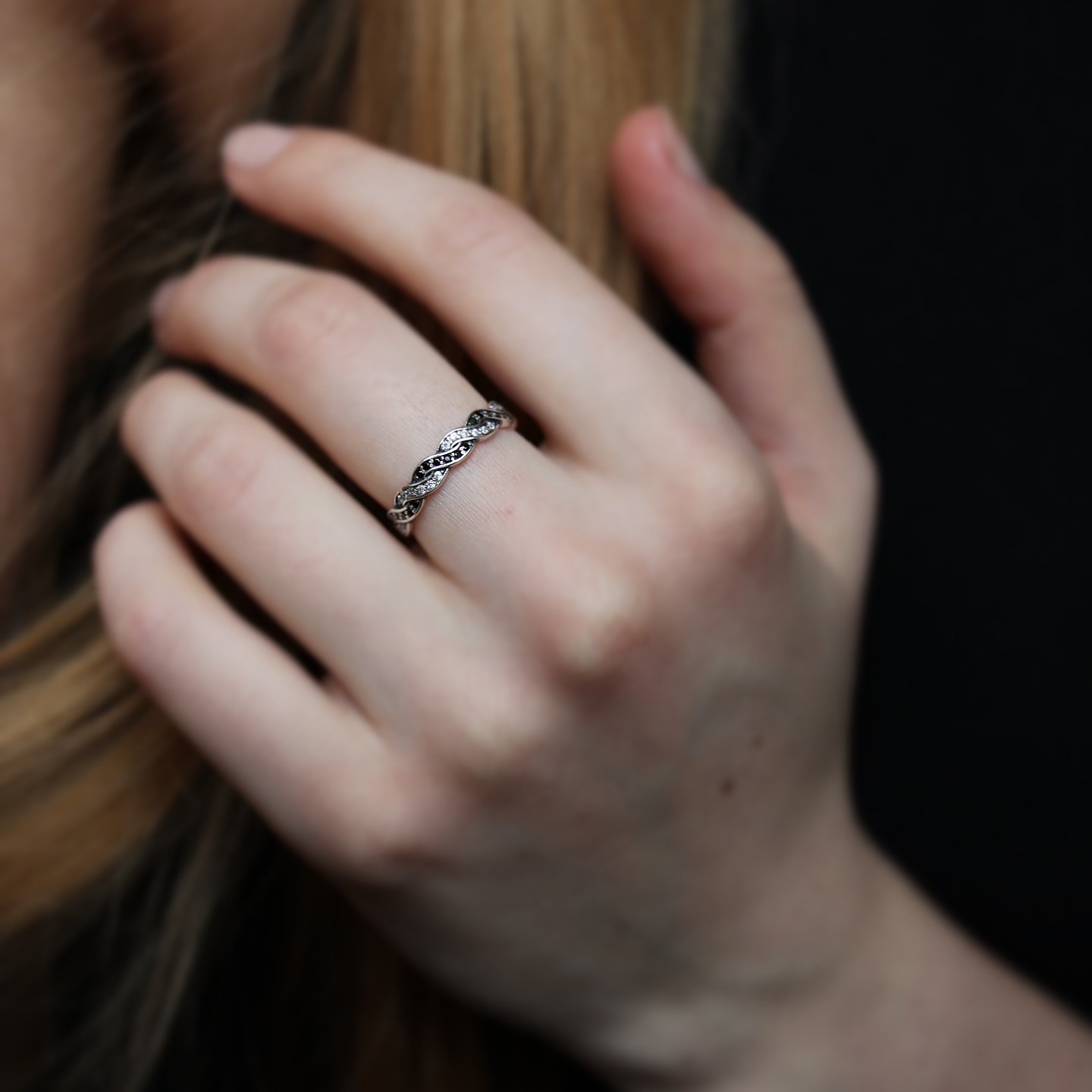 Прикраса Nasmi Jewels в образі